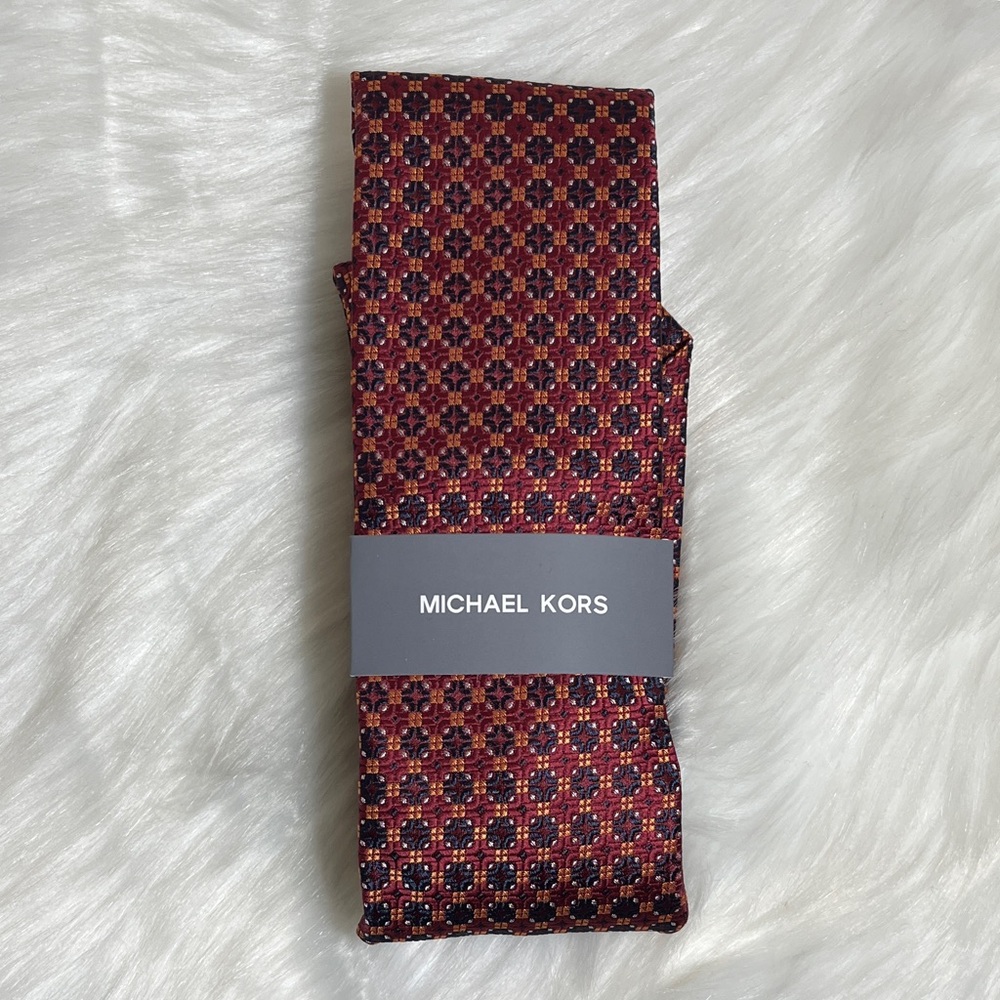 NWT Michael Kors Claire Geo Burgundy Patterned Tie